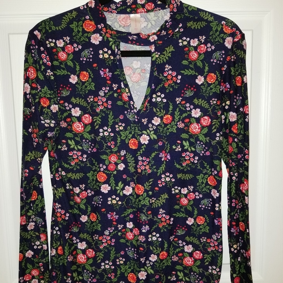 No Boundaries Tops - ⚘🌷Floral Shirt/blouse⚘🌷